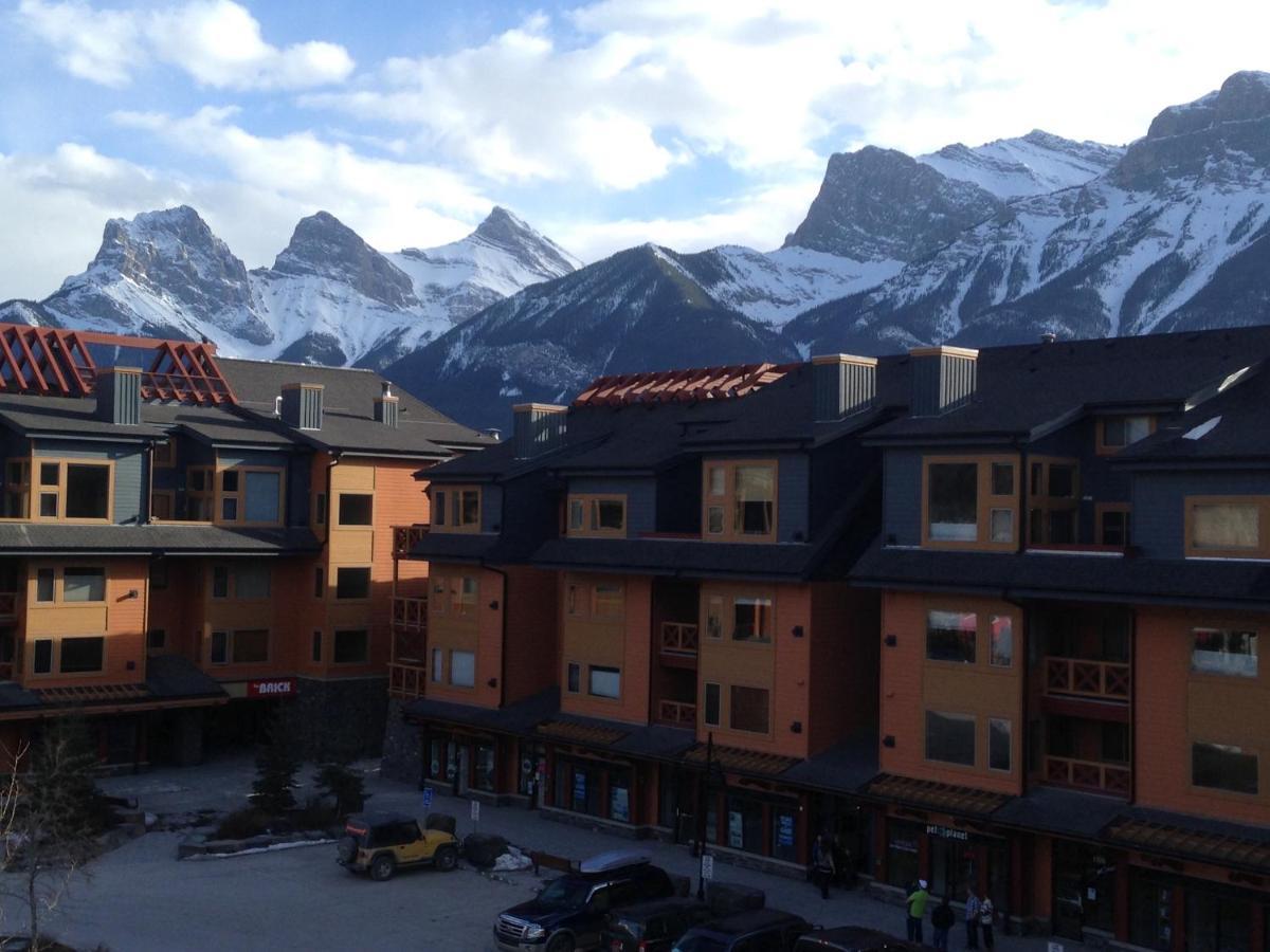 Apartment 407, Contemporary Decor Canmore Extérieur photo