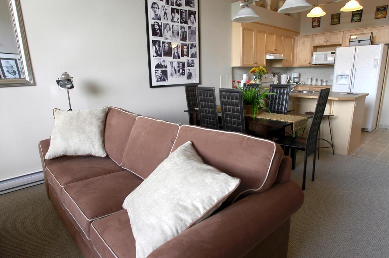 Apartment 407, Contemporary Decor Canmore Extérieur photo